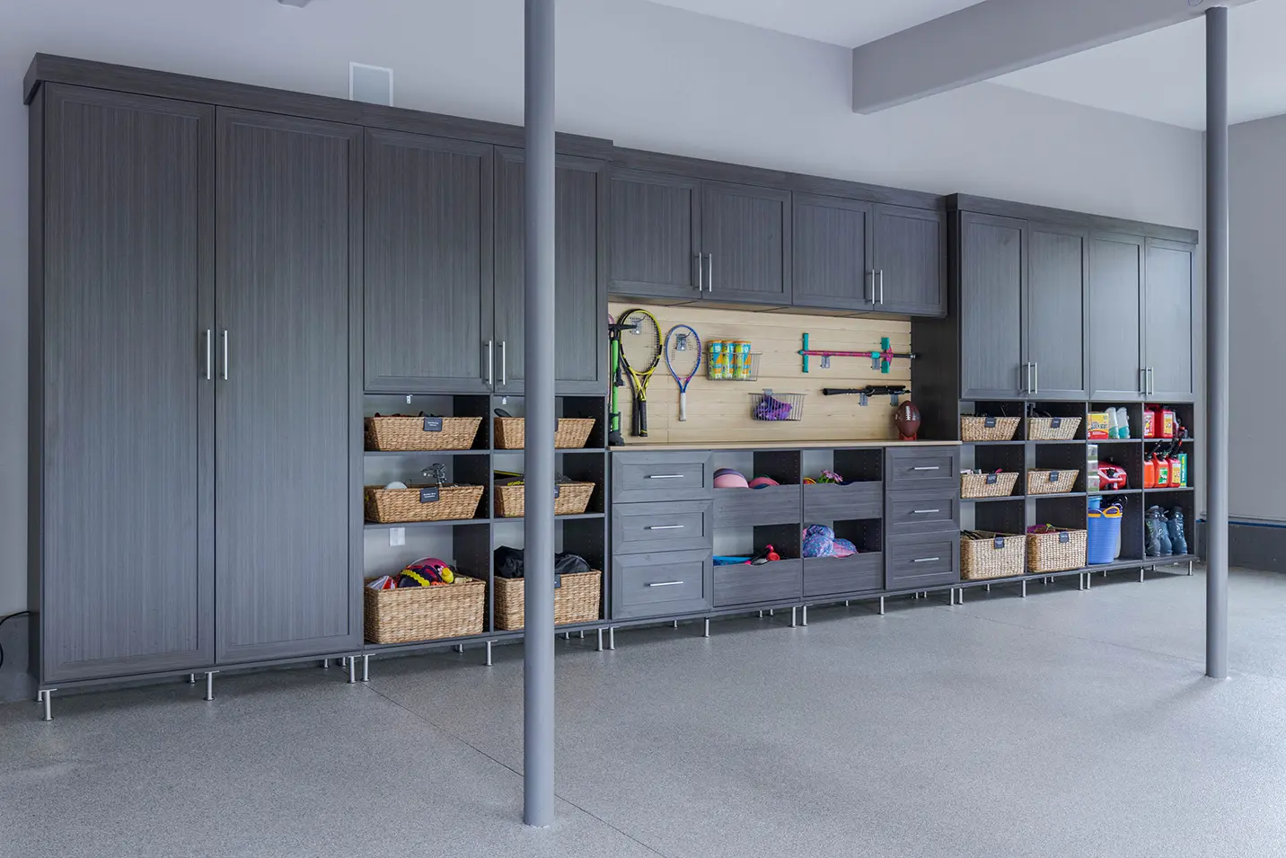 Professional Garage Cabinet Installation